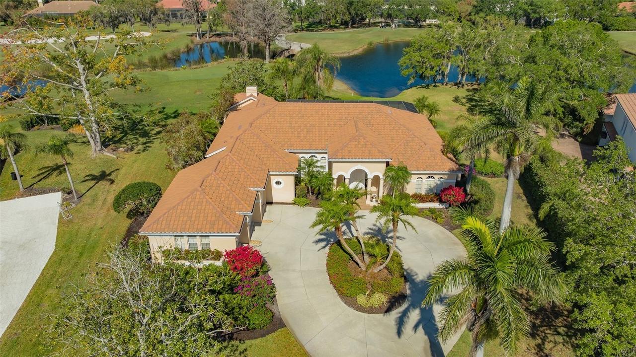 2924 Jeff Myers Cir., Sarasota, FL 34240