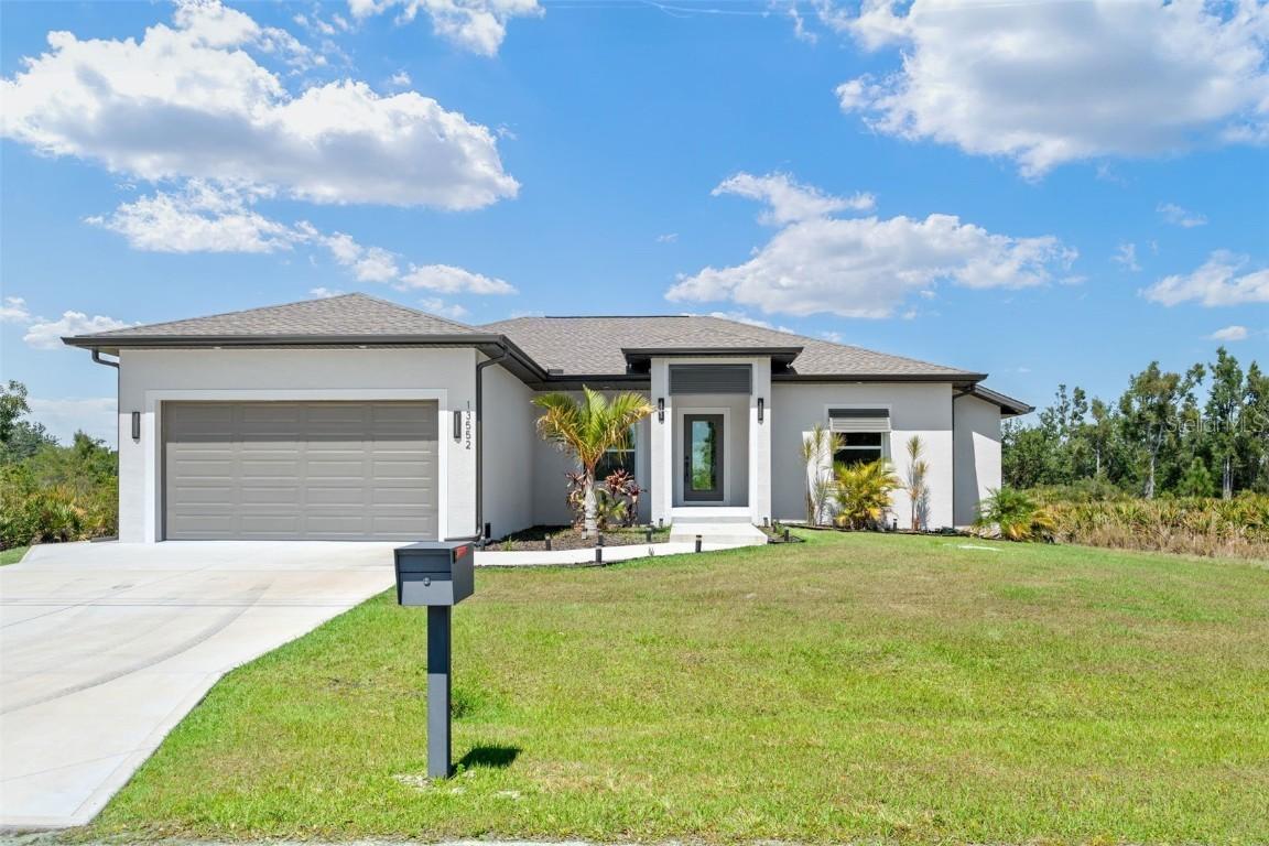 13552 Boatbill Ln., Port Charlotte, FL 33981
