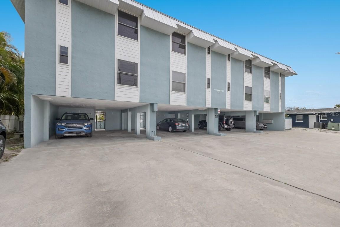 205 Highland Ave. #2, Bradenton Beach, FL 34217