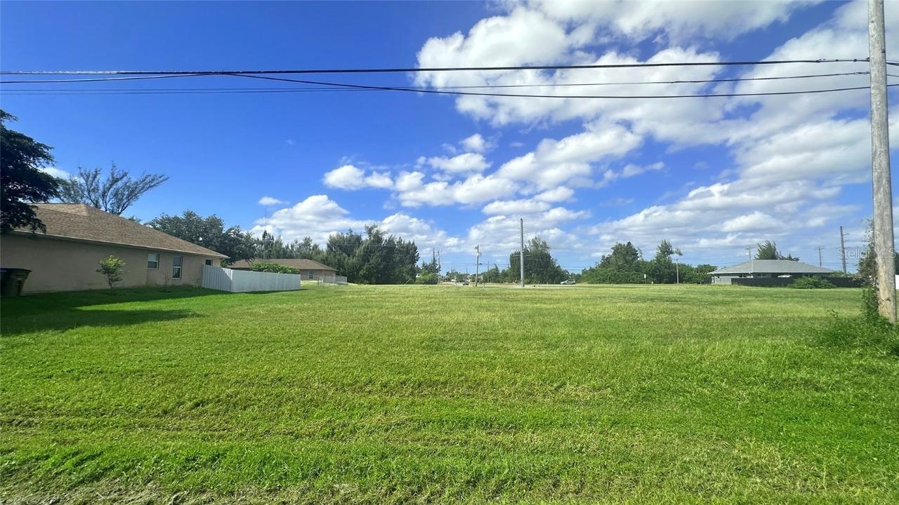 312 SW 15th Pl., Cape Coral, FL 33991