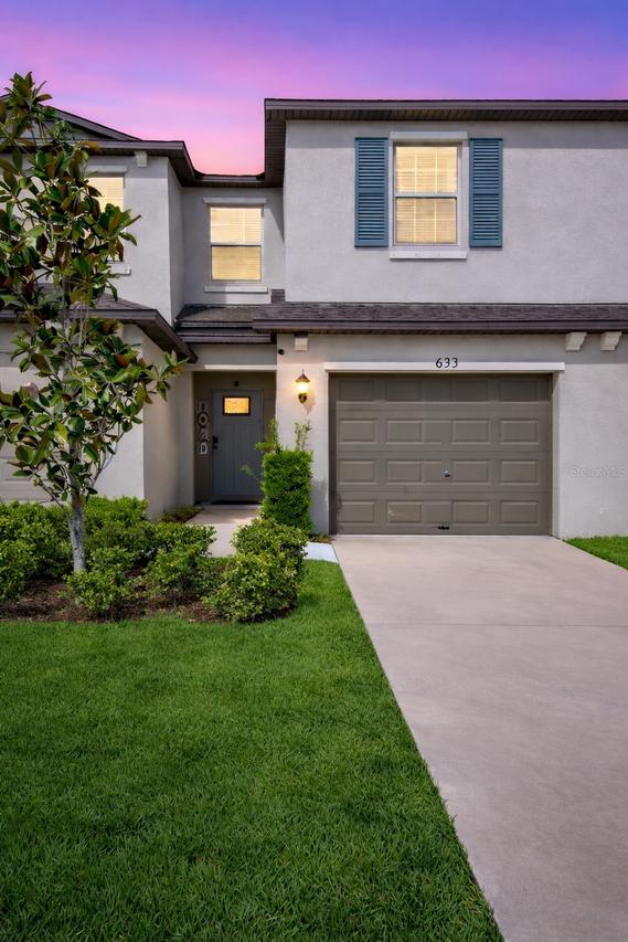 633 Royal Empress Dr., Ruskin, FL 33570