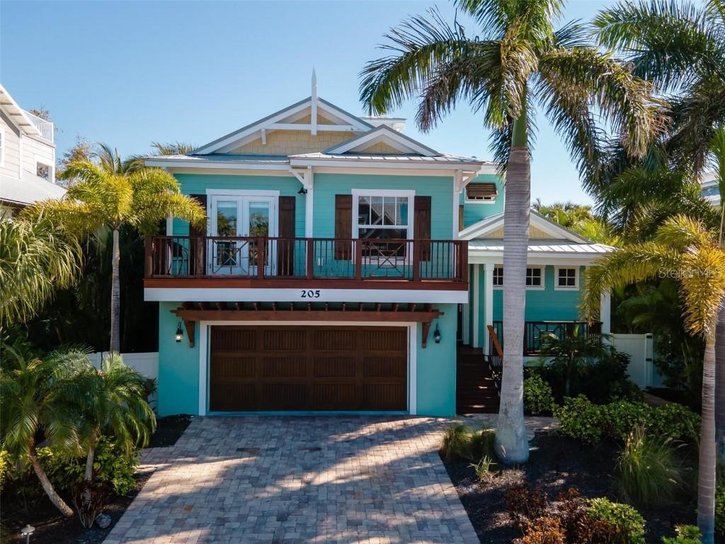 205 65th St., Holmes Beach, FL 34217