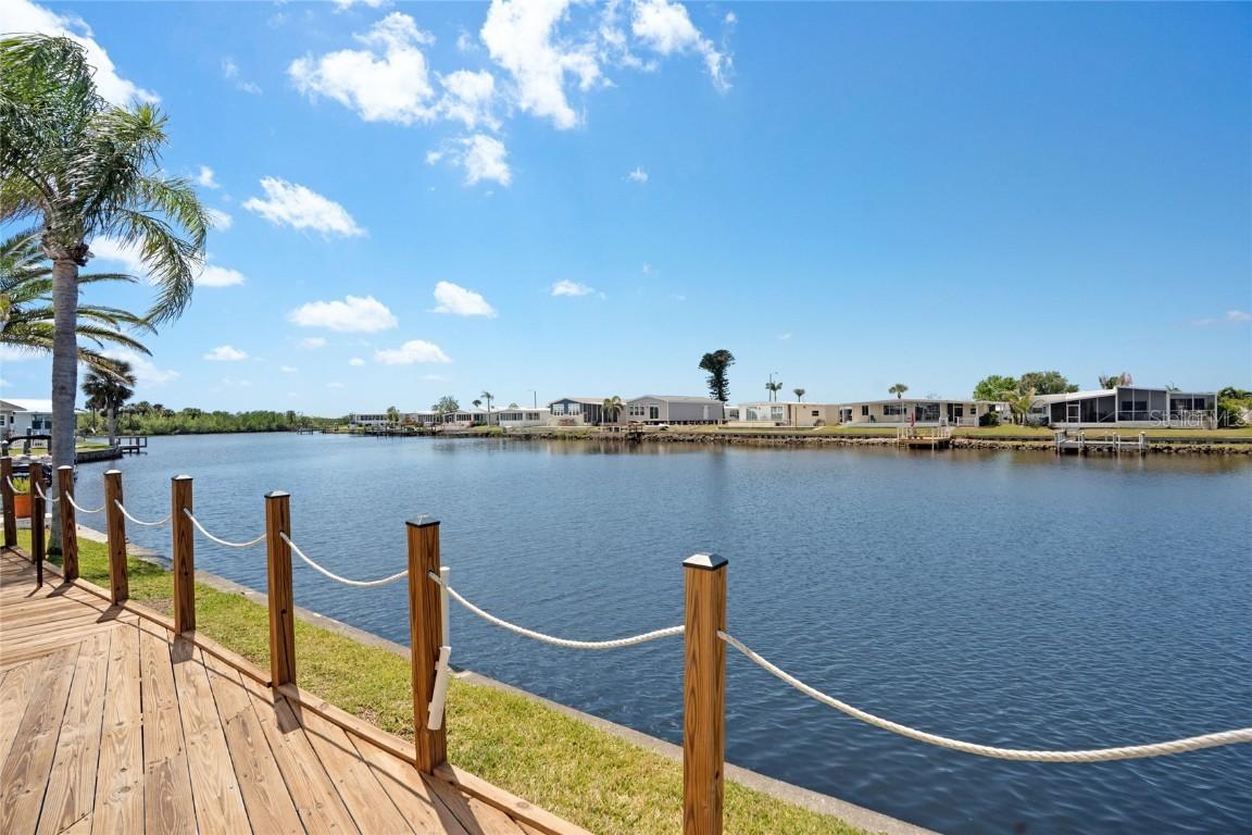 520 Ideal Pl., North Port, FL 34287