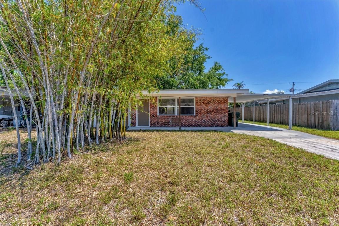 3545 Lalani Blvd., Sarasota, FL 34232