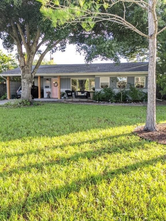 3841 Nottingham Dr., Sarasota, FL 34235