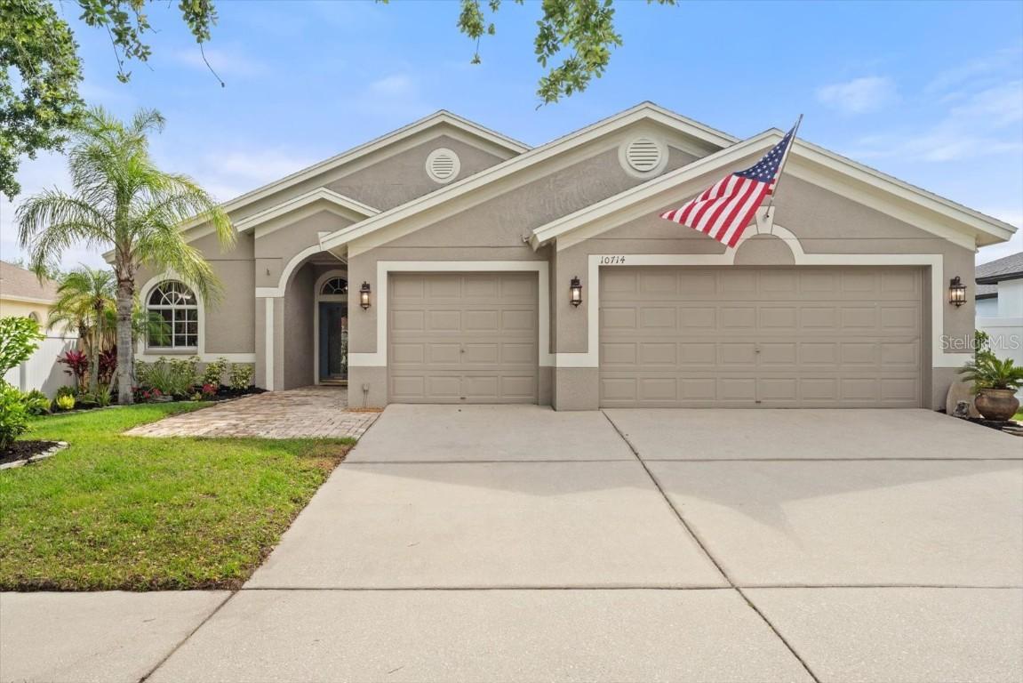 10714 Rockledge View Dr., Riverview, FL 33579