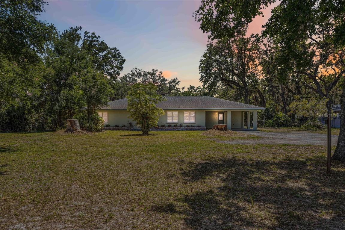 1020 49th Ave., Bradenton, FL 34203