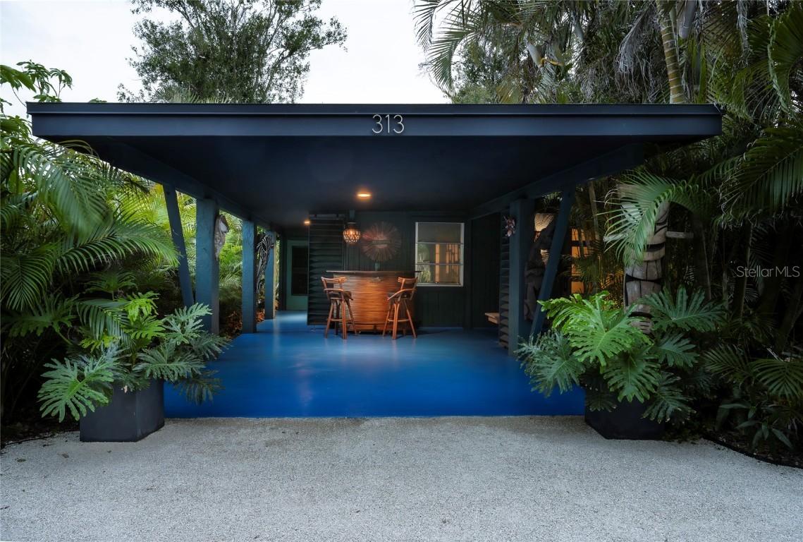 313 Palmetto Rd., Nokomis, FL 34275