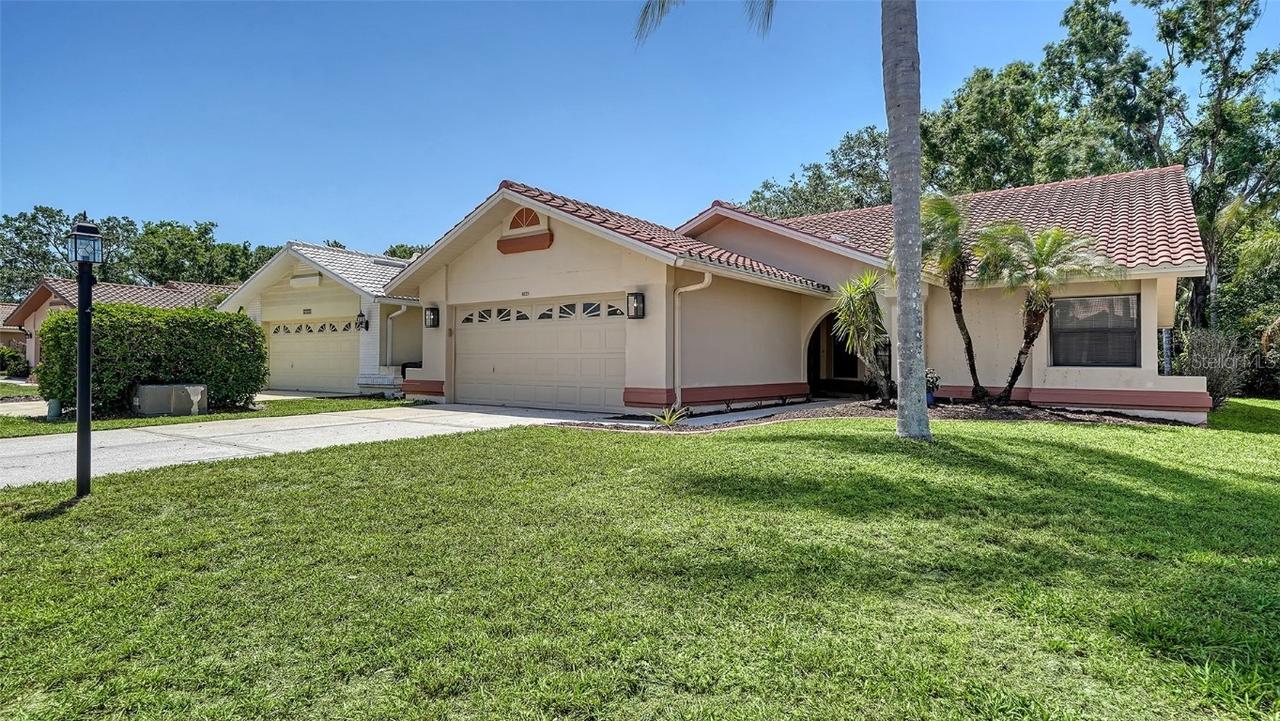 6128 Nicole Dr., Sarasota, FL 34243