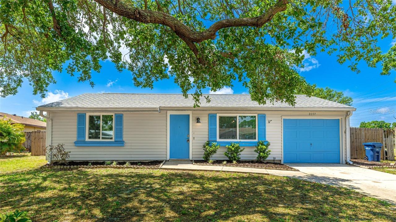 2237 Lockwood Meadows Cir., Sarasota, FL 34234