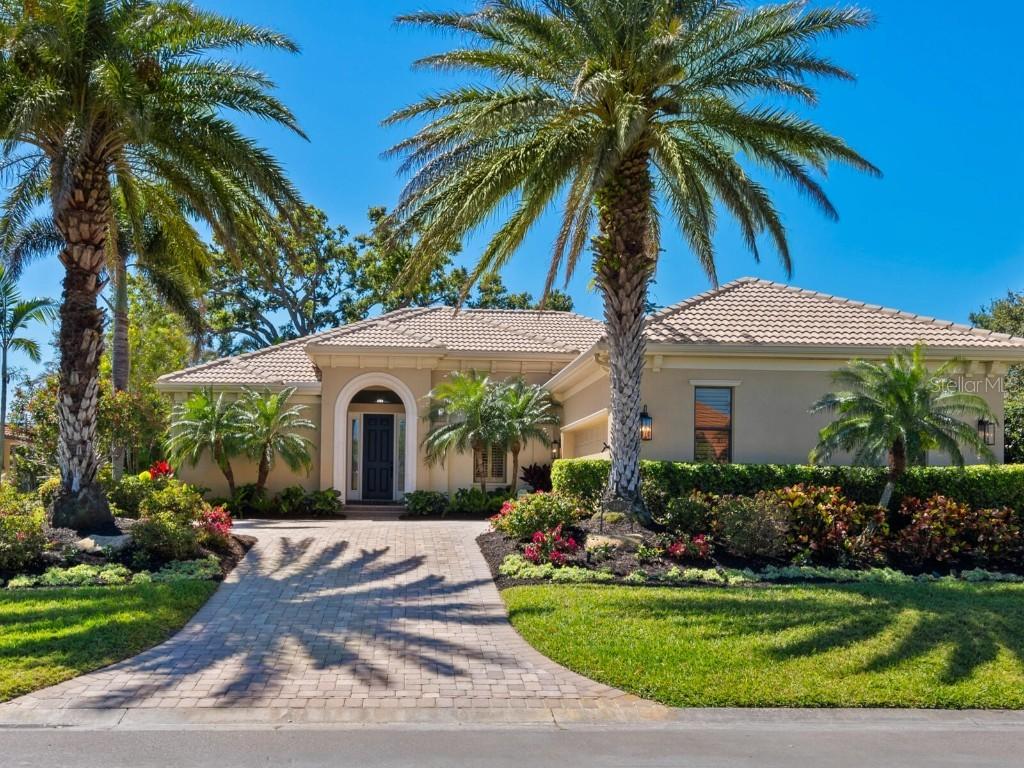 229 Lookout Point Dr., Osprey, FL 34229