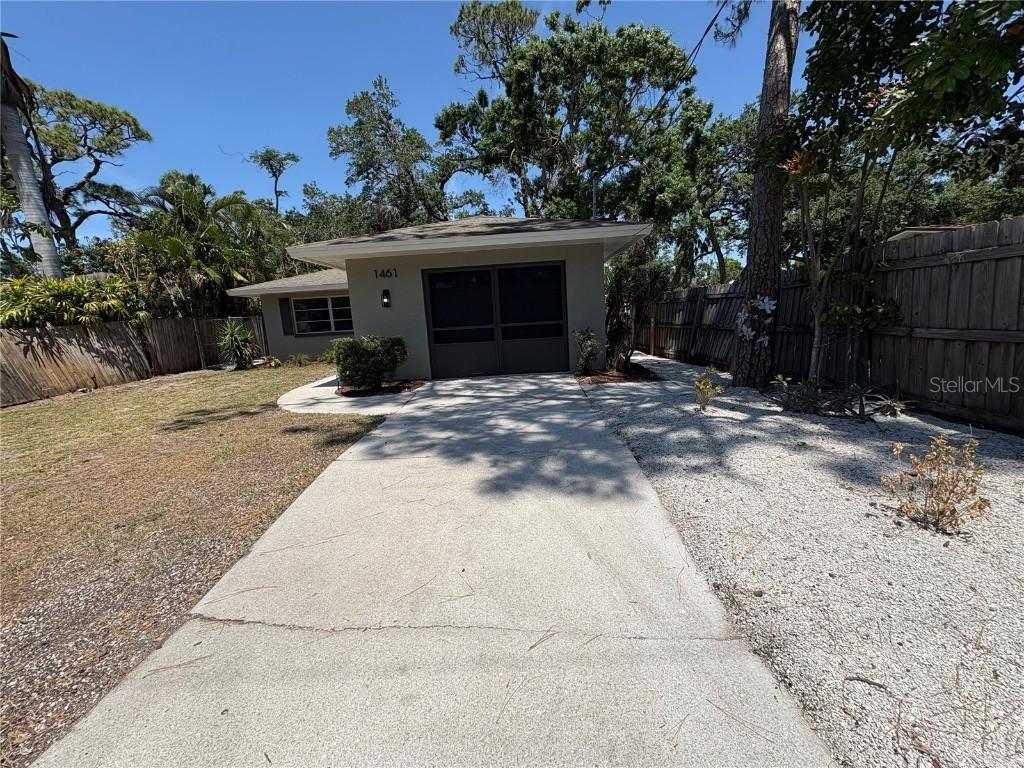 1461 17th St., Sarasota, FL 34234