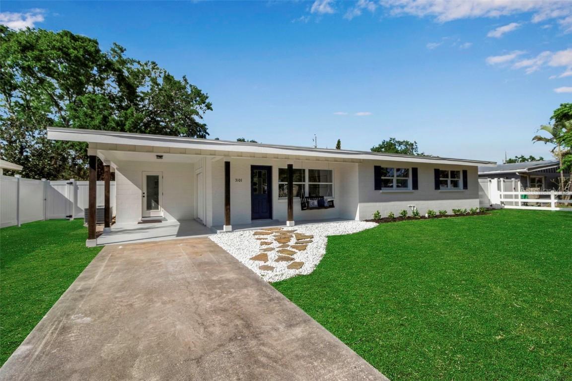 3101 Bay St., Sarasota, FL 34237