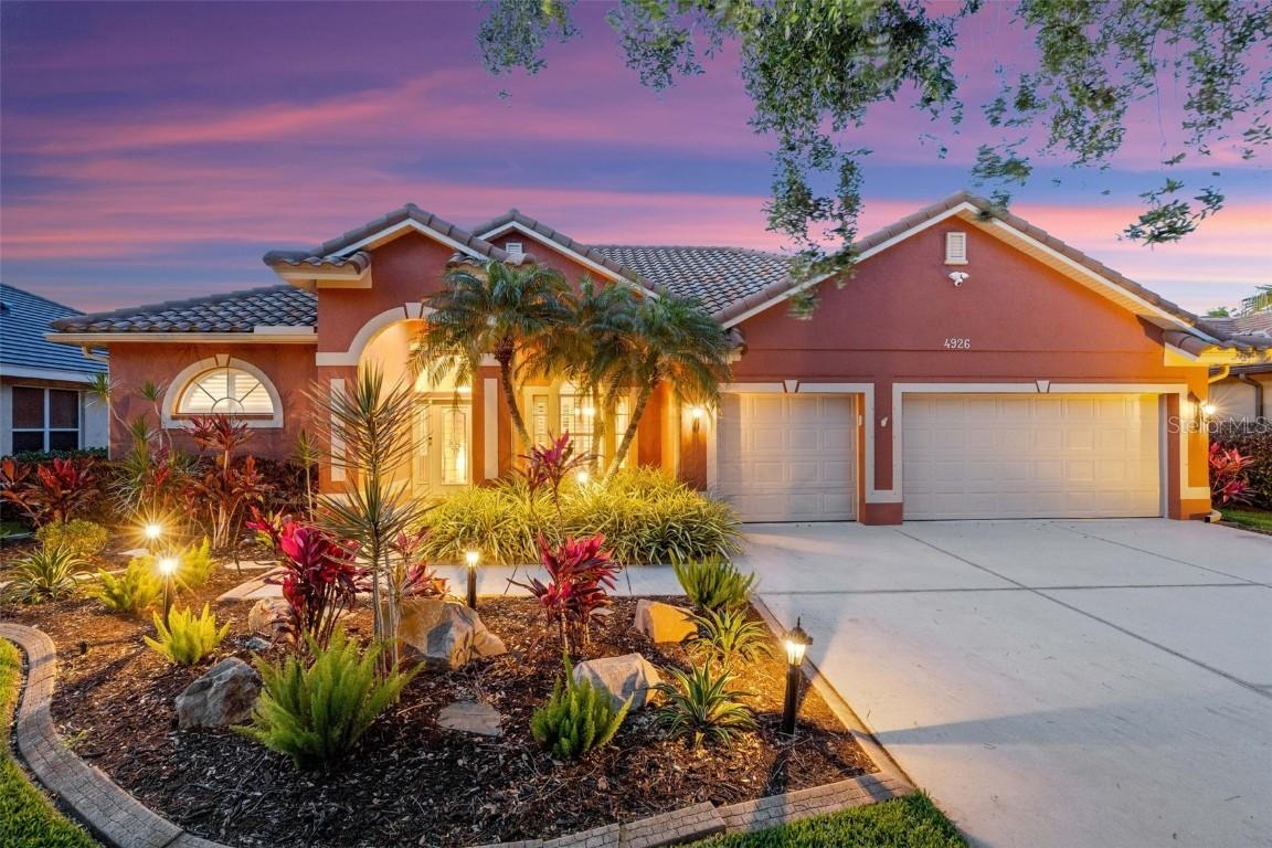 4926 Sabal Lake Cir., Sarasota, FL 34238