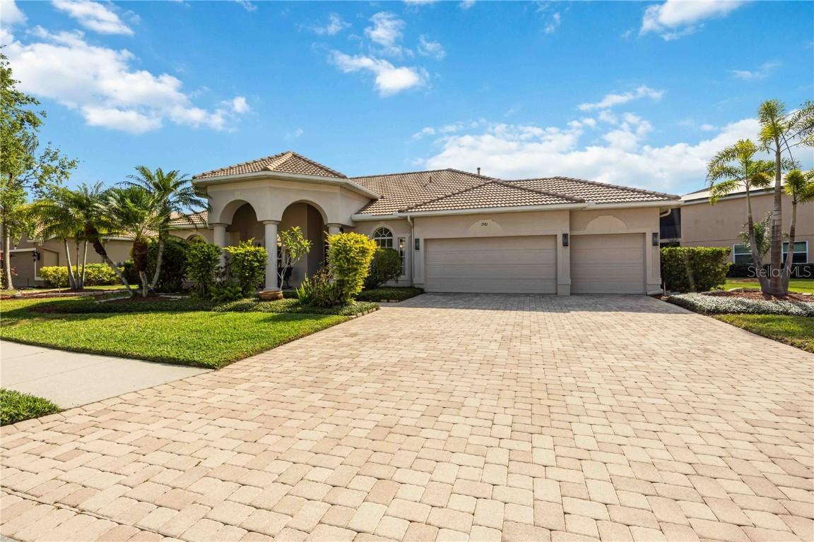 7581 Camden Harbour Dr., Bradenton, FL 34212