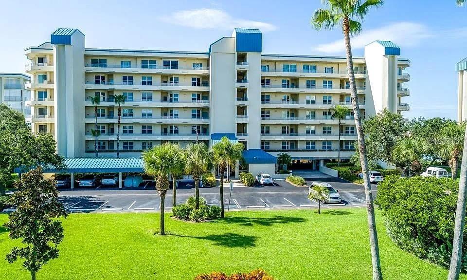 7882 Sailboat Key Blvd. #205, South Pasadena, FL 33707