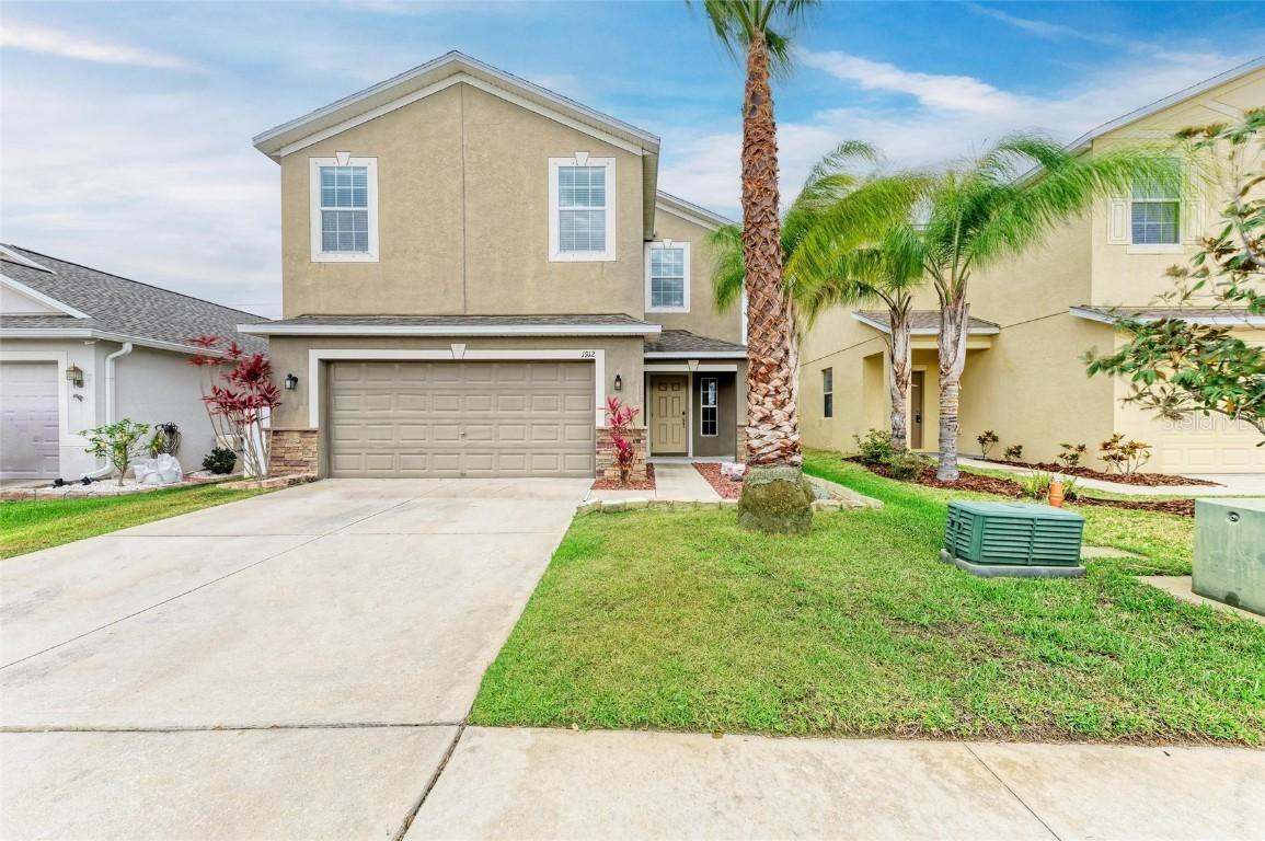 1912 Hawks View Dr., Ruskin, FL 33570