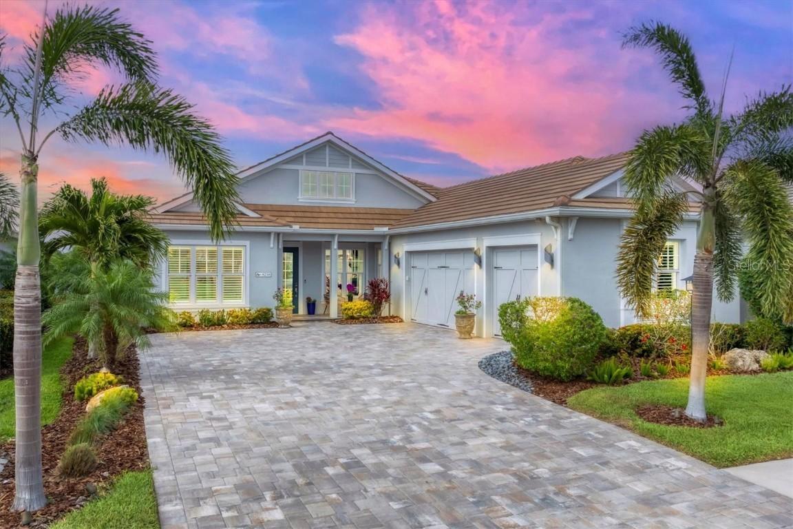 8258 Grande Shores Dr., Sarasota, FL 34240