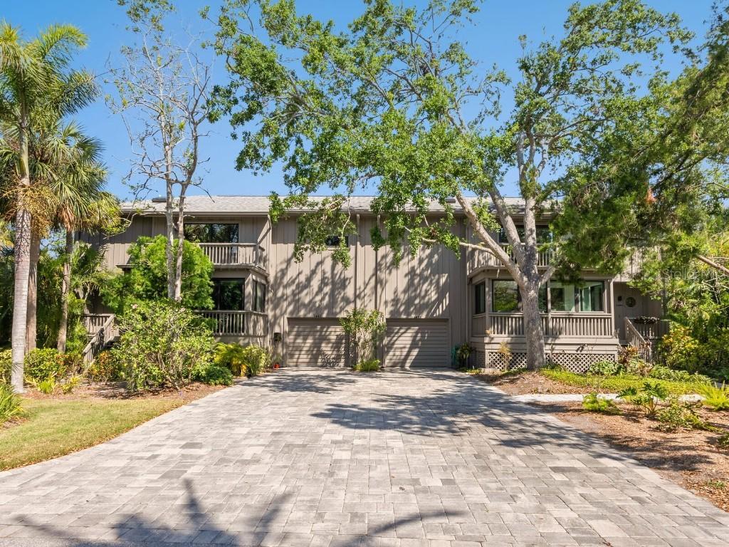 1493 Landings Lake Dr. #32, Sarasota, FL 34231