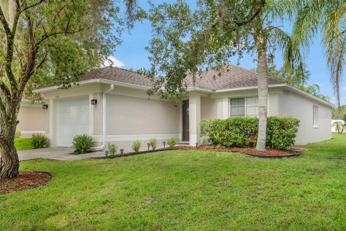 18106 Canal Pointe St., Tampa, FL 33647
