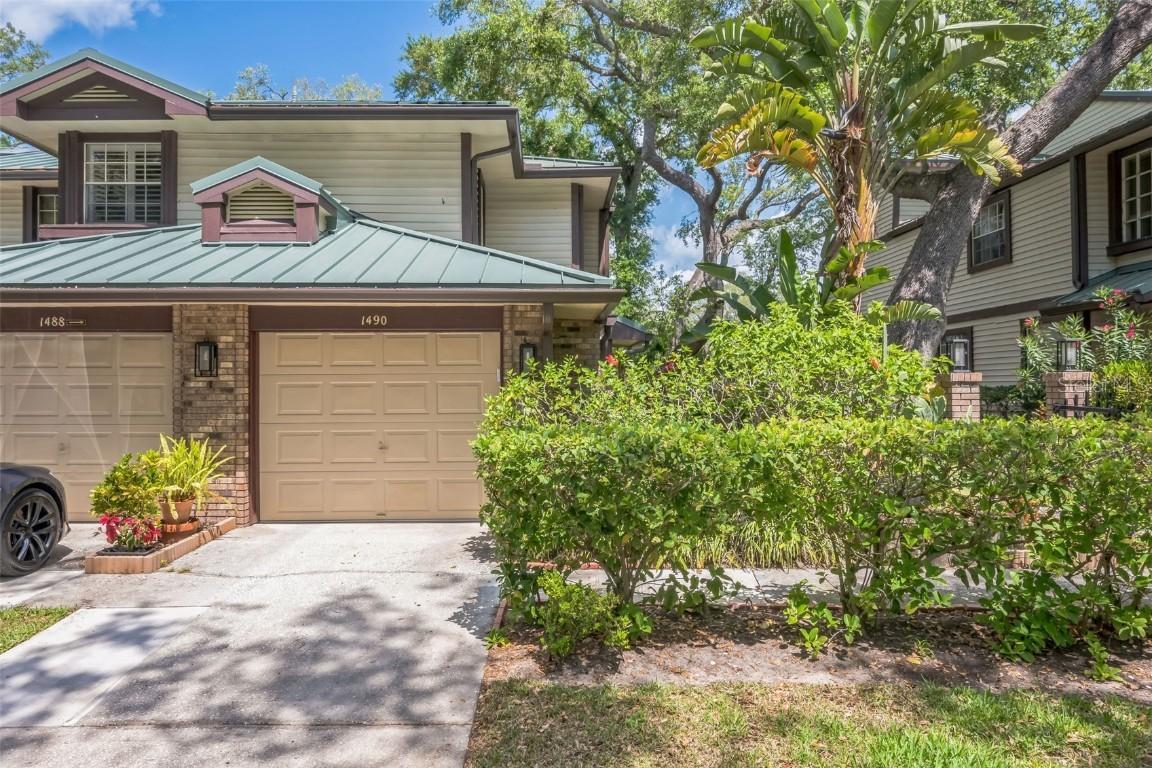 1490 Mahogany Ln. #706, Palm Harbor, FL 34683