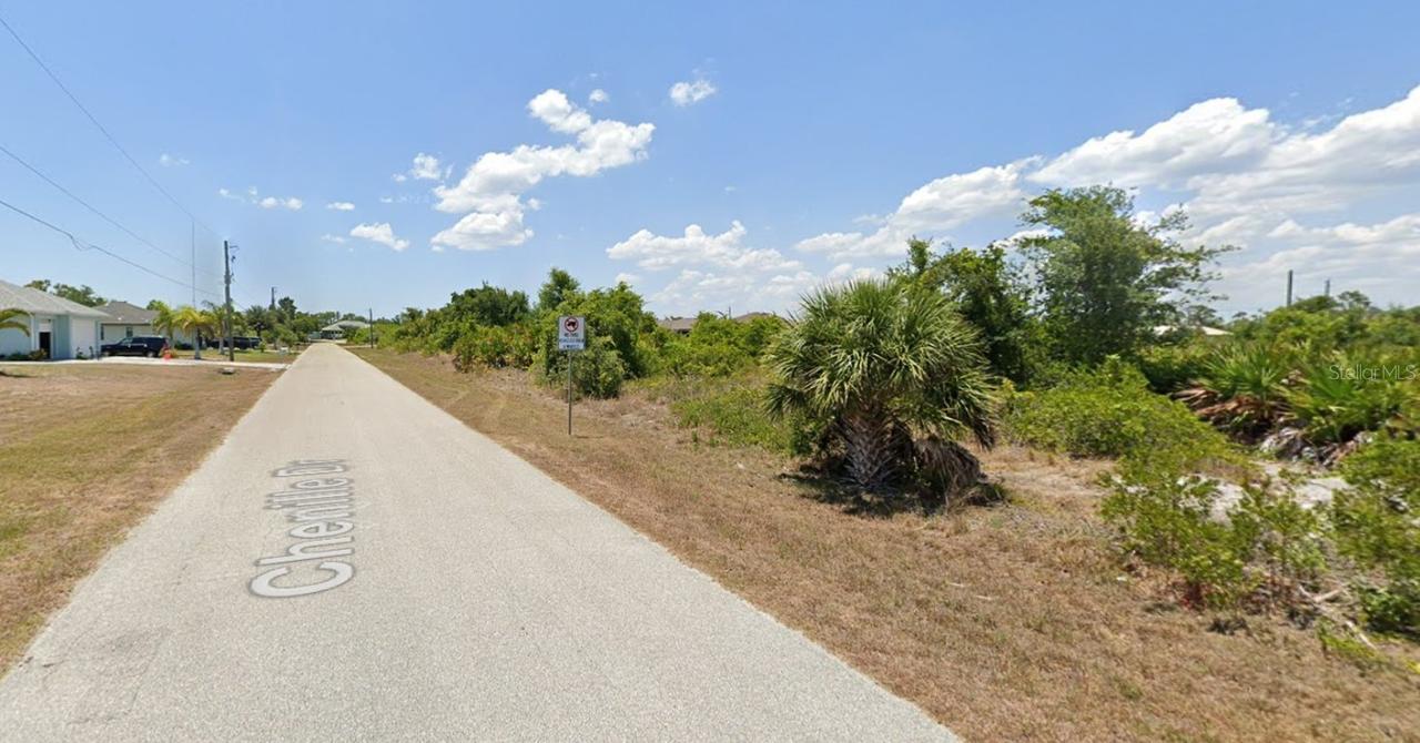 13502 Chenille Dr., Port Charlotte, FL 33981
