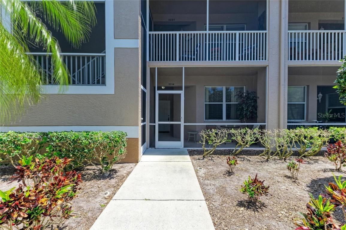 5320 Hyland Hills Ave. #2214, Sarasota, FL 34241