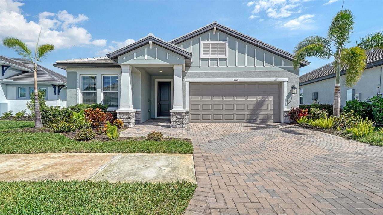 4725 Antrim Dr., Sarasota, FL 34240