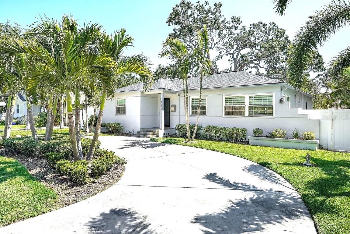 322 35th Ave., St Petersburg, FL 33704