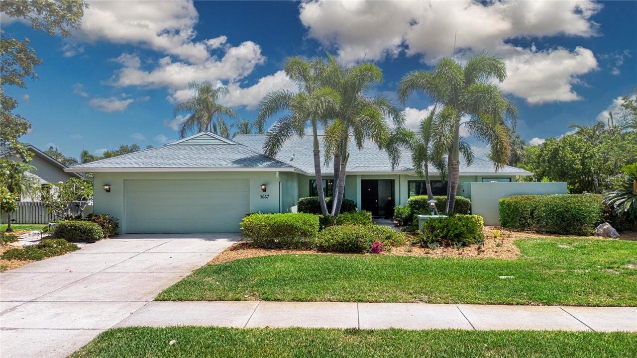 3667 Country Place Blvd., Sarasota, FL 34233