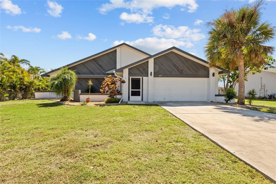 6013 Macbeth Ln., Fort Myers, FL 33908