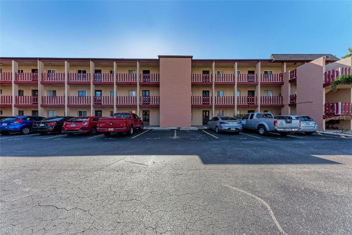 4186 Heron Way #B-219, Bradenton, FL 34205