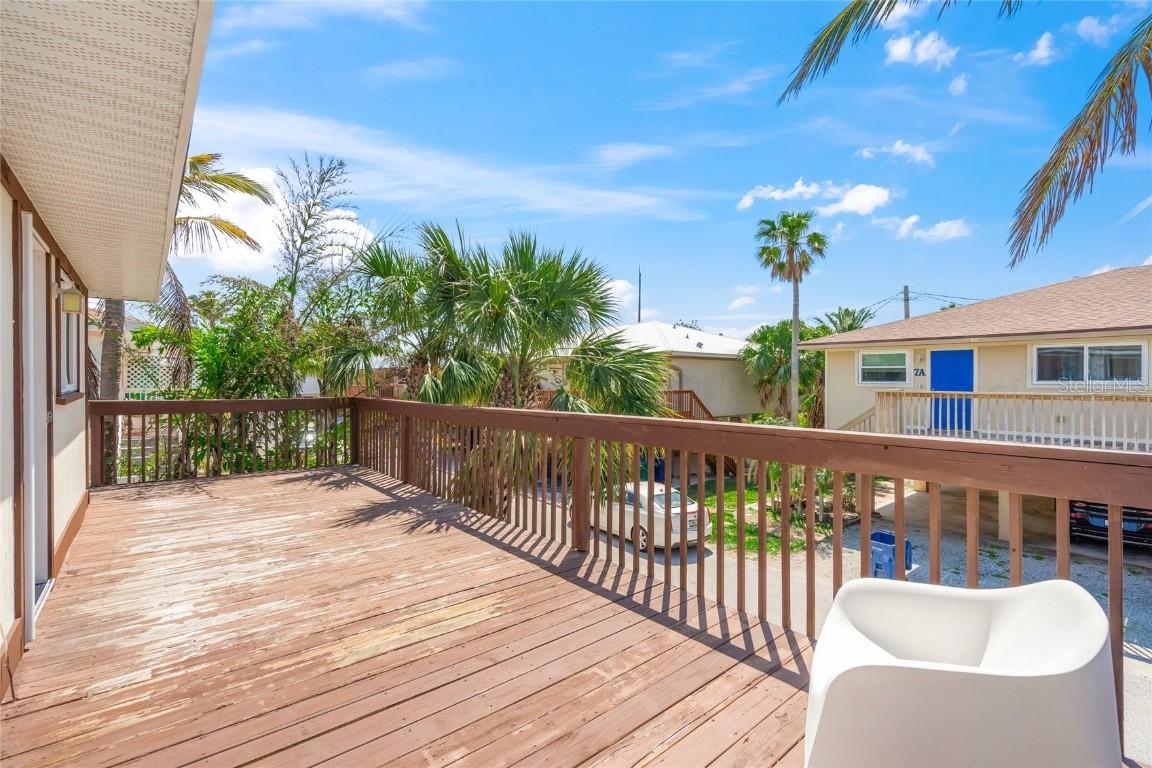 4909 Gulf Dr. #1B, Holmes Beach, FL 34217