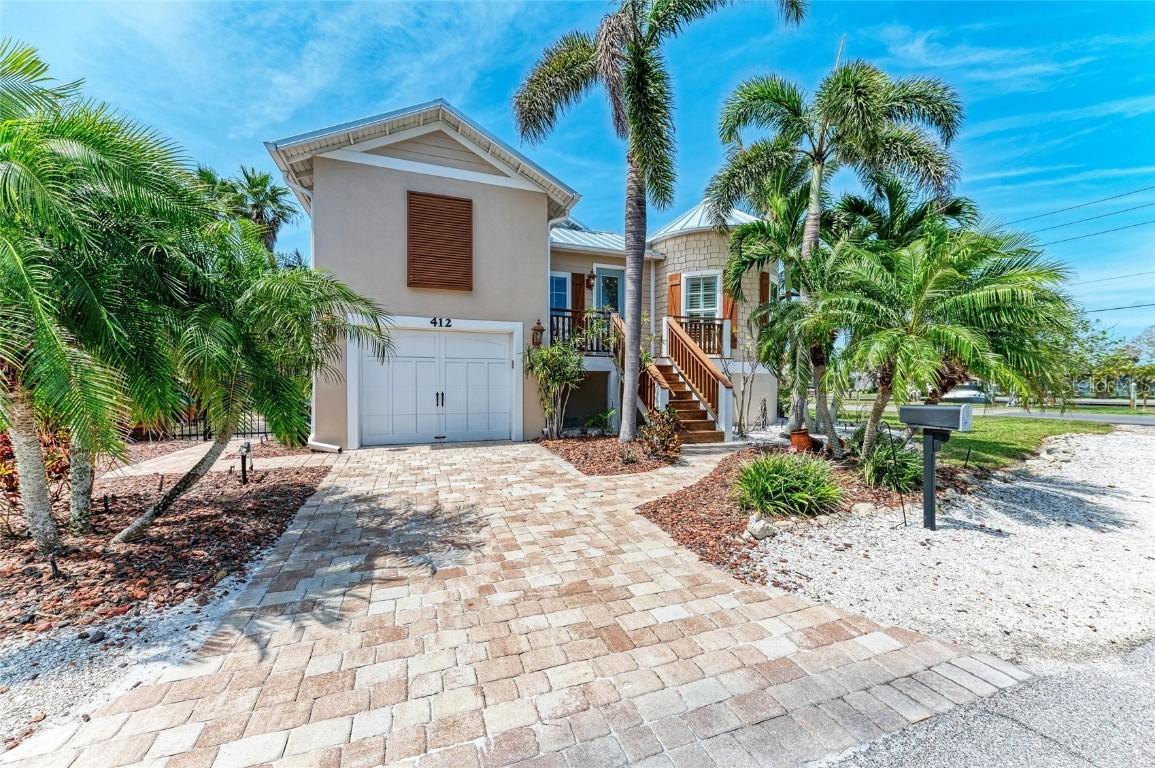 412 73rd St., Holmes Beach, FL 34217