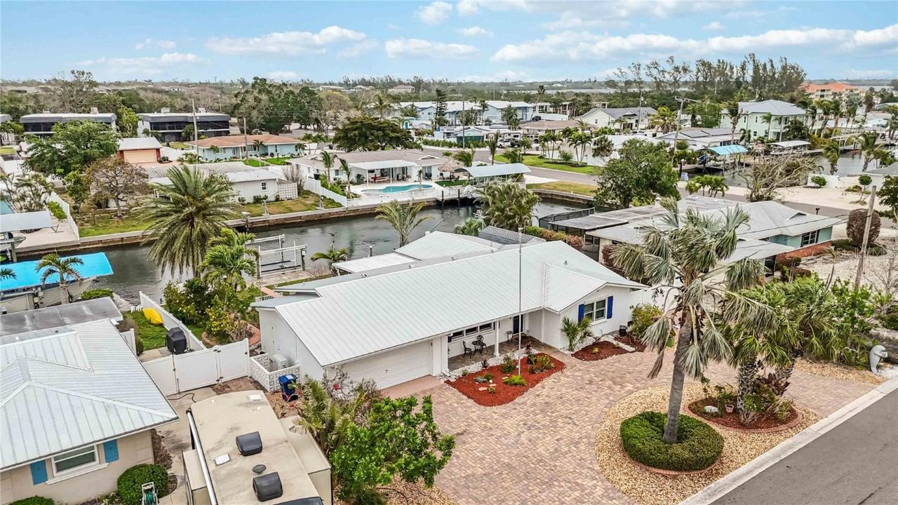 10308 Kingfisher Rd., Bradenton, FL 34209
