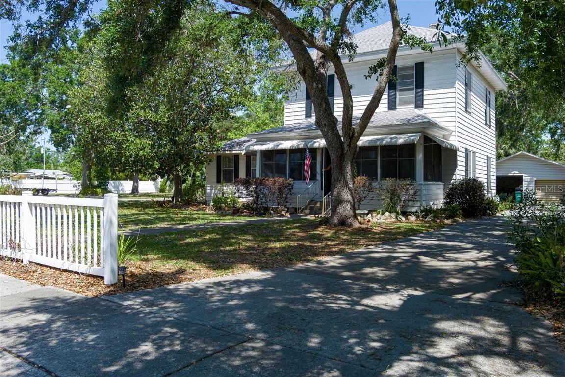1704 4th St., Palmetto, FL 34221