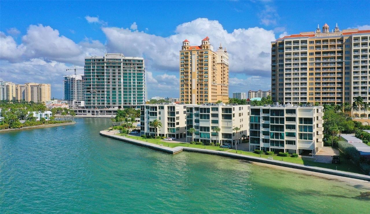 99 Sunset Dr. #102, Sarasota, FL 34236