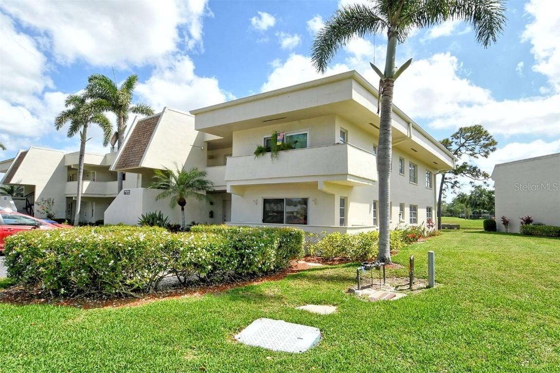 7173 W Country Club Dr. #141, Sarasota, FL 34243