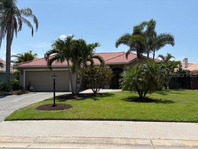 3724 71st Ter., Sarasota, FL 34243