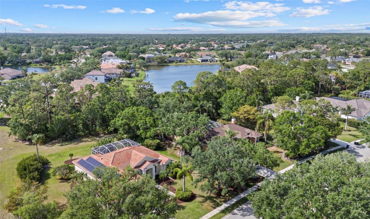 7602 Partridge Street Cir., Bradenton, FL 34202