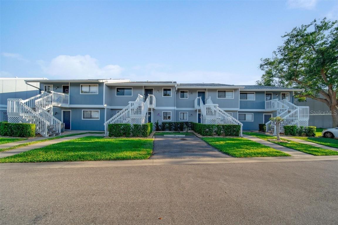 6033 34th St. #132, Bradenton, FL 34210