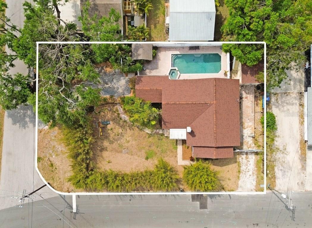 316 29th St., Bradenton, FL 34205
