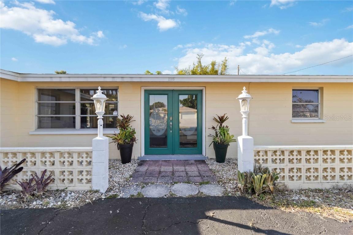 2105 Georgia Ave., Englewood, FL 34224