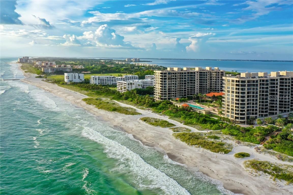 1281 Gulf Of Mexico Dr. #906, Longboat Key, FL 34228