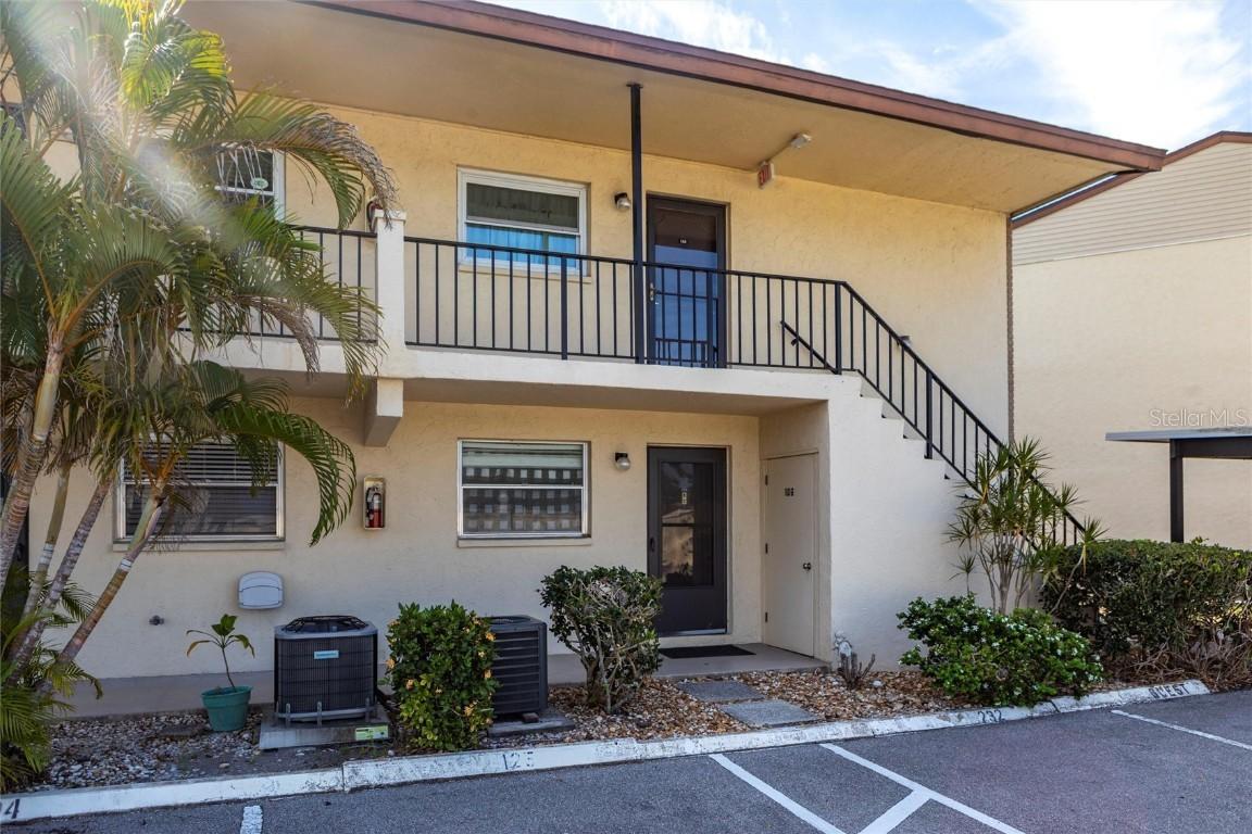 2300 Stickney Point Rd. #125, Sarasota, FL 34231