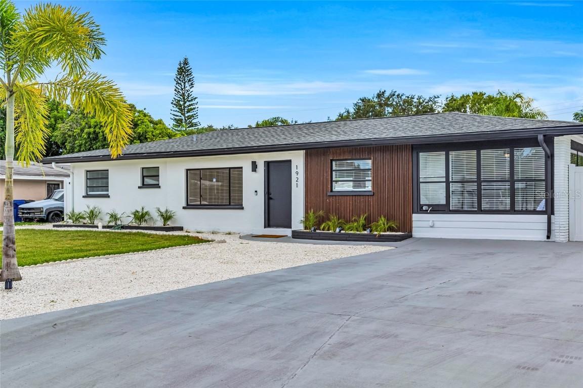1921 Fern Ave., Sarasota, FL 34235