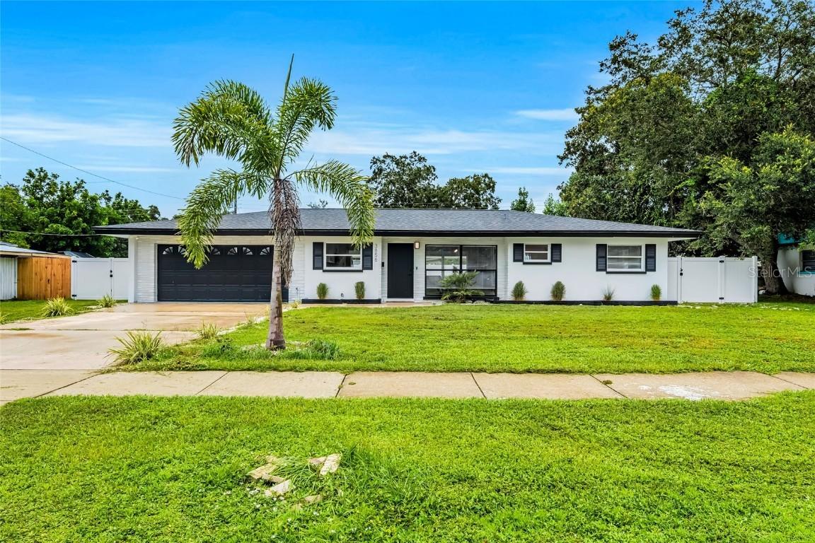 3856 Monica Pkwy., Sarasota, FL 34235