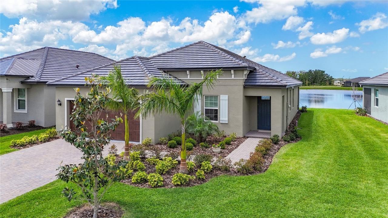 12621 Tahitian Pearl Cir., Parrish, FL 34219
