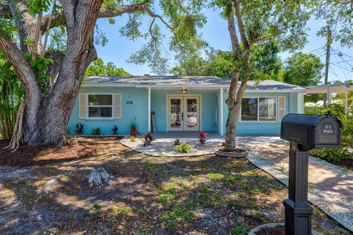 3728 Rilma Ave., Sarasota, FL 34234
