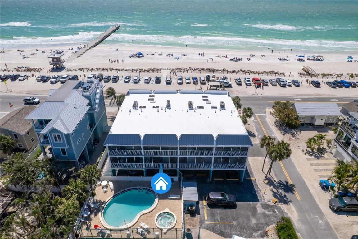 901 Gulf Dr. #3, Bradenton Beach, FL 34217